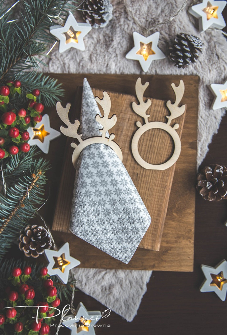 Drewniane obręcze na serwetki