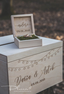 Drewniany grawerowany komplet skrzynka na koperty oraz pudełko na obrączki
