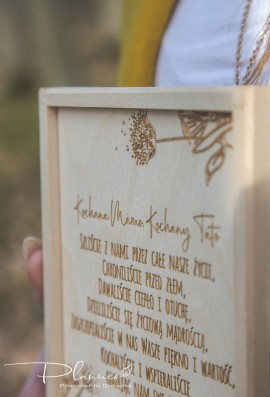 Grawerowane pudełko prośba o błogosławieństwo