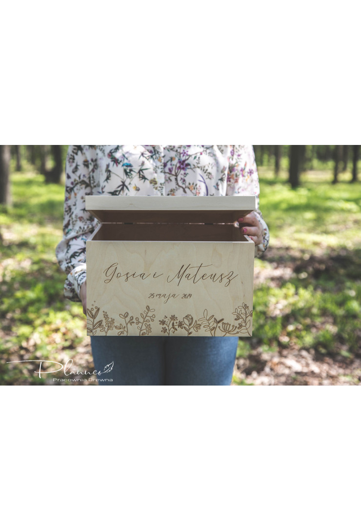 Grawerowana skrzynka na koperty