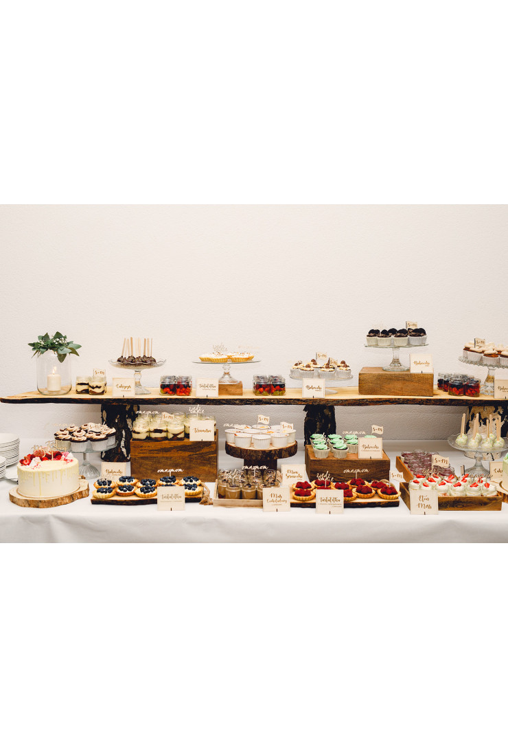 Dekoracja słodkiego stołu