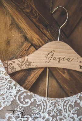 Wieszak z imionami