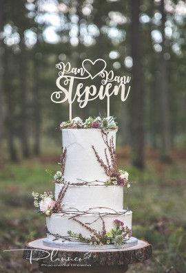 Drewniany topper Pan Pani Serce z nazwiskiem