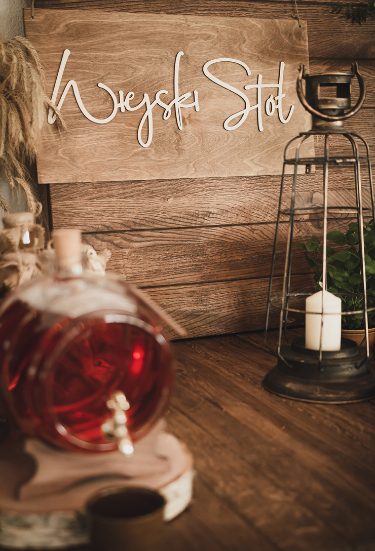 Napis Wiejski Stół