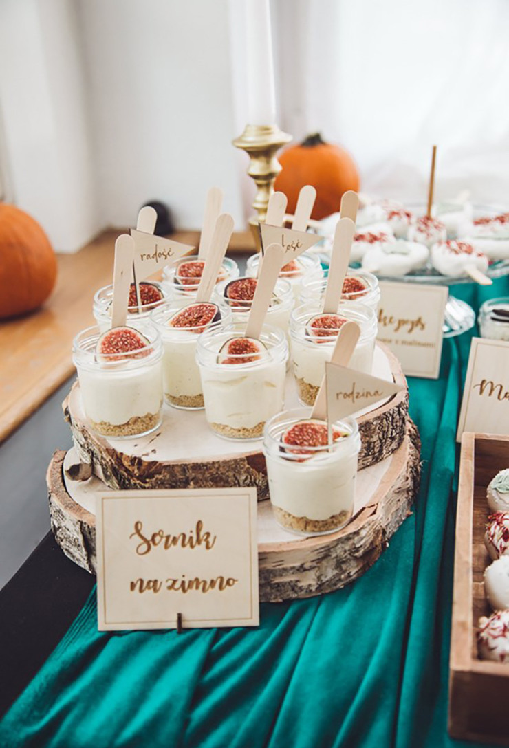 Dekoracja słodkiego stołu