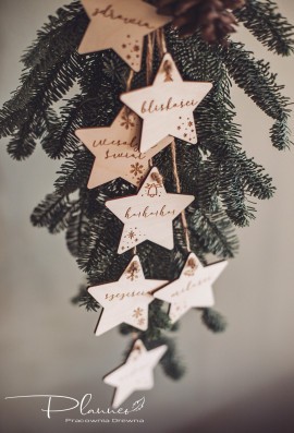 Bombki gwiazdki z drewna