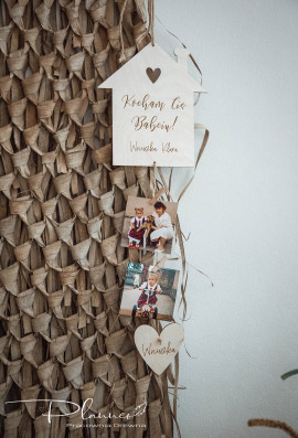 Drewniany domek dla Babci