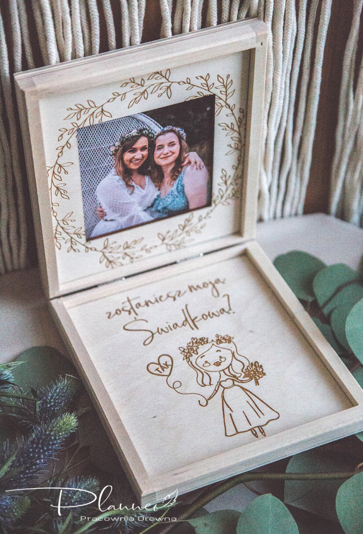 Prośbą o świadkowanie grawerowane