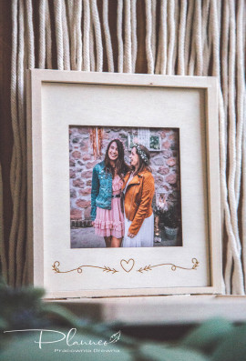 Grawerowane prośbą o świadkowanie