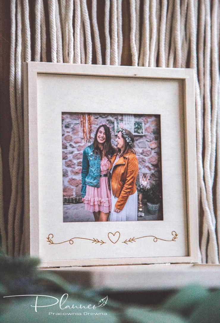 Grawerowane prośbą o świadkowanie