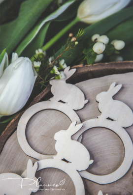 Drewniane obręcze na serwetki