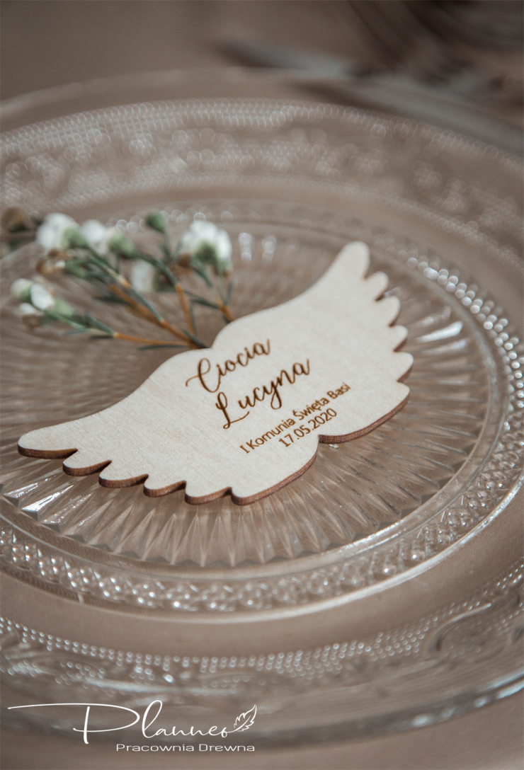 Winietka grawerowana skrzydełka