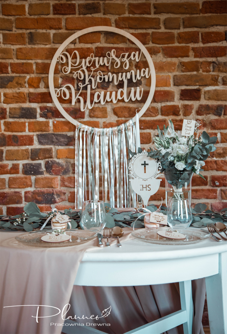 Kielich Komunijny dekoracja stołu