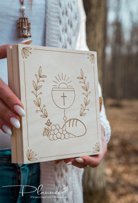 Pamiątka Pierwszej Komunii Świętej