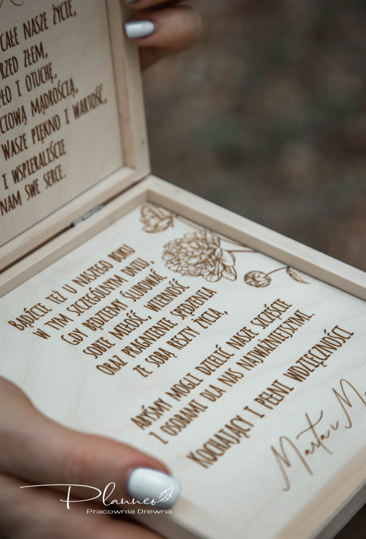 Pudełko prośba o błogosławieństwo