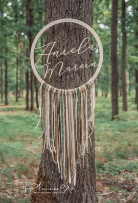 Drewniana obręcz imiona Pary Młodej