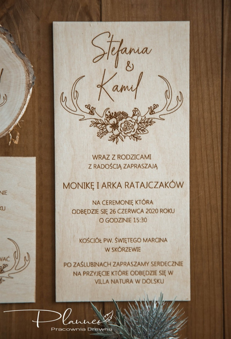 Drewniane grawerowane zaproszenia ślubne boho