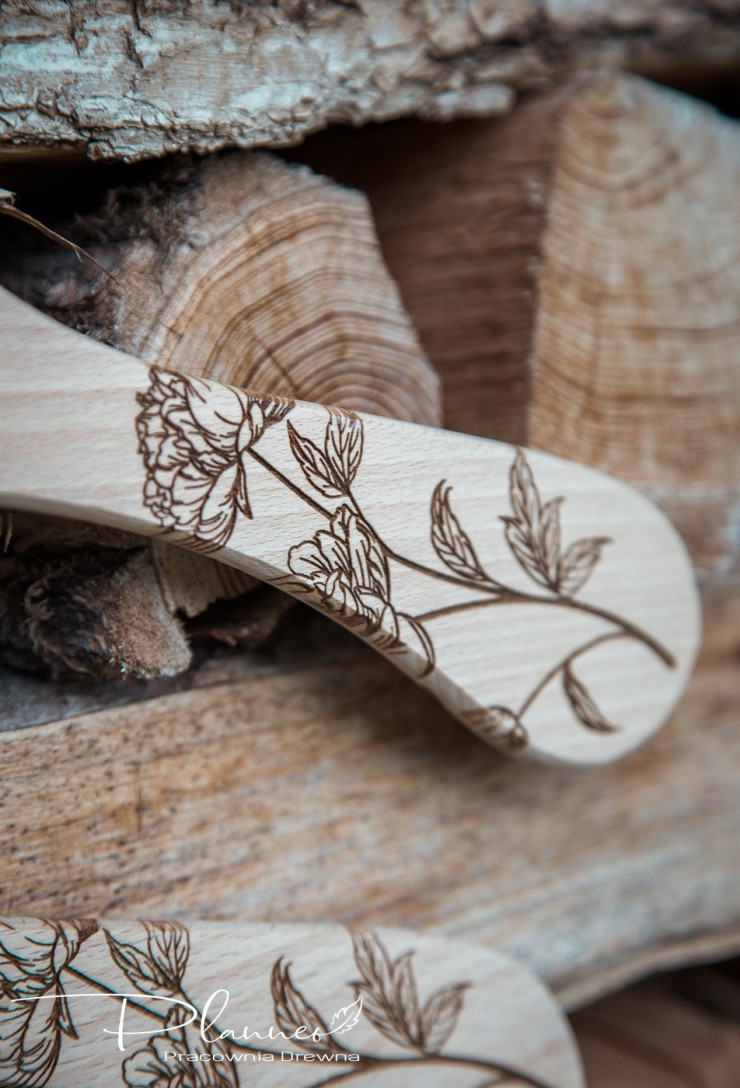 Wieszaki grawerowane