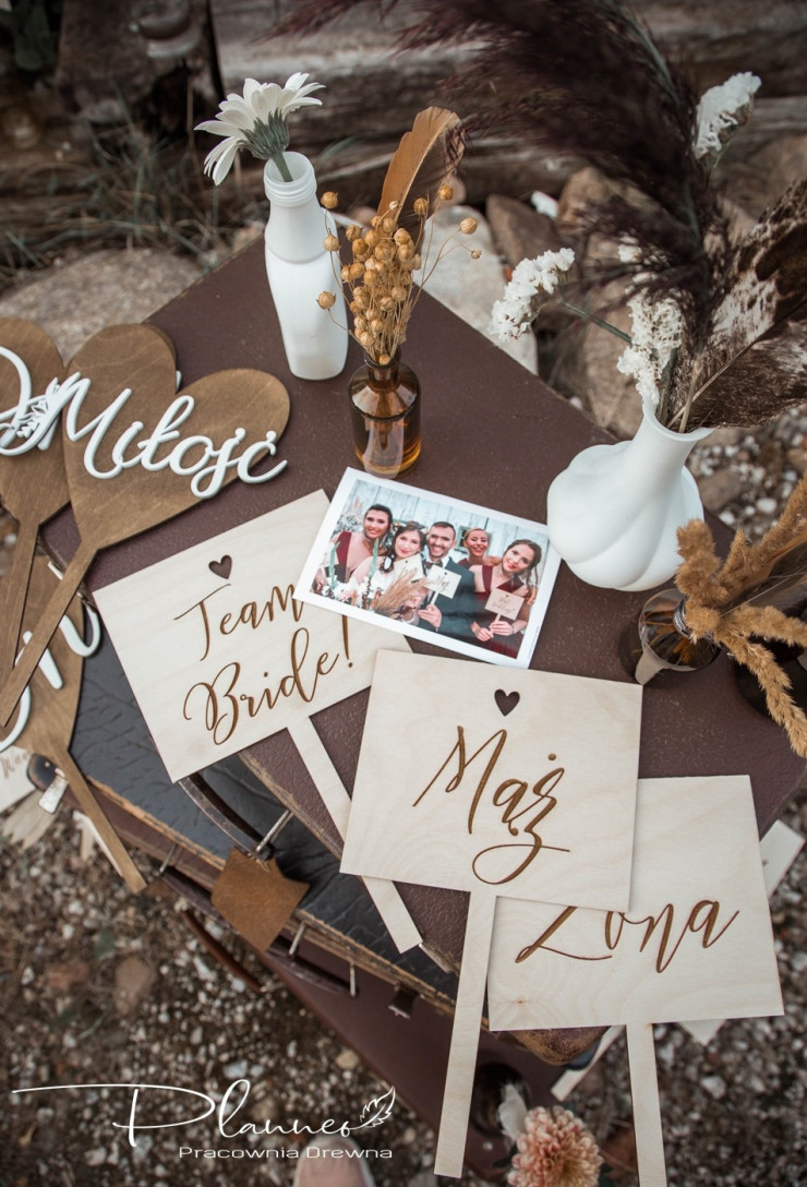 Grawerowane tabliczki do fotobudki