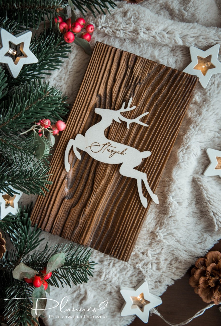 Drewniany renifer