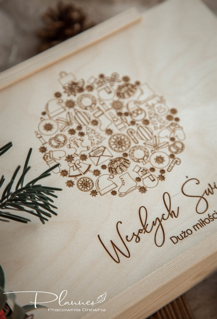 Drewniane pudełko na zdjęcia