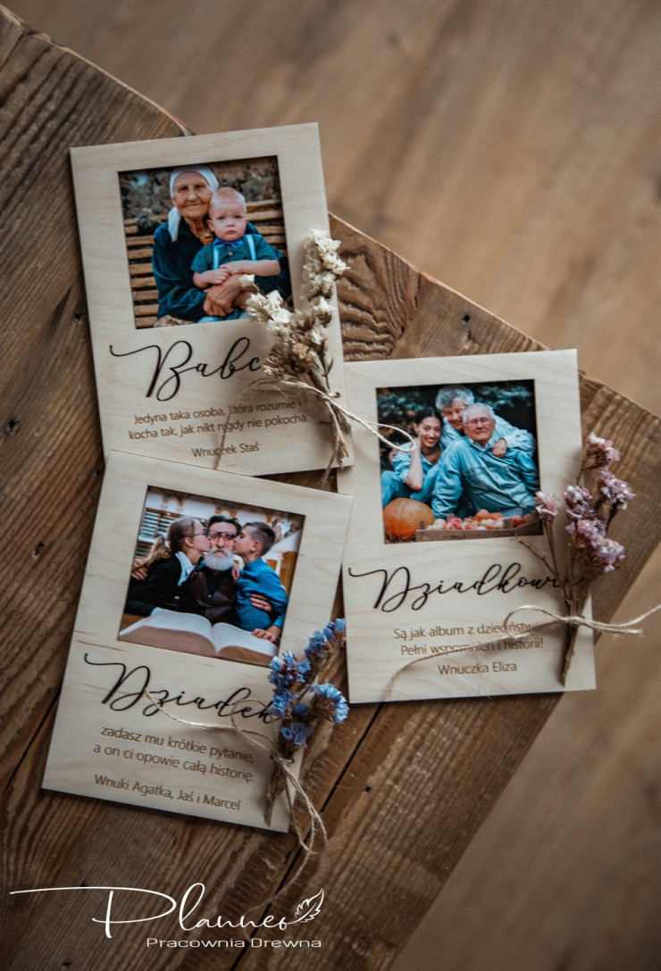 Drewniana ramka na zdjęcia