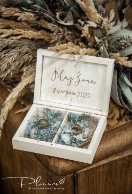 Drewniane pudełko na obrączki lawenda