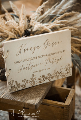 Drewniana grawerowana Księga Gości natura