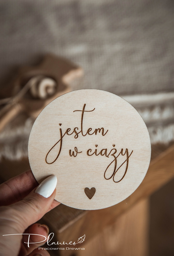 Tabliczki z miesiącami serce z gałązką