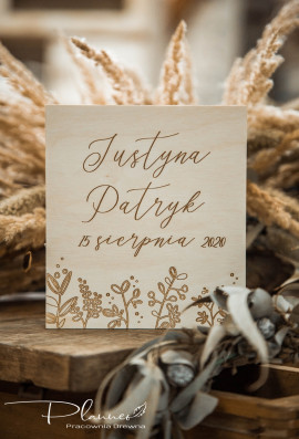 Drewniane grawerowane pudełko prośba o błogosławieństwo natura