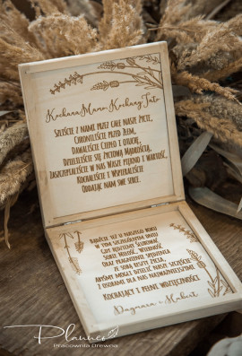 Drewniane grawerowane pudełko prośba o błogosławieństwo