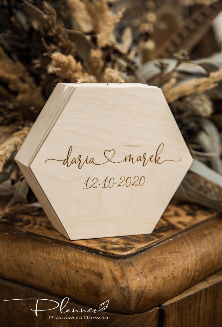 Pudełko na obrączki sześcian