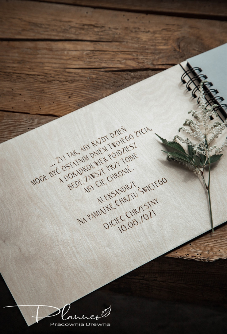 Drewniany Album na Chrzest Święty