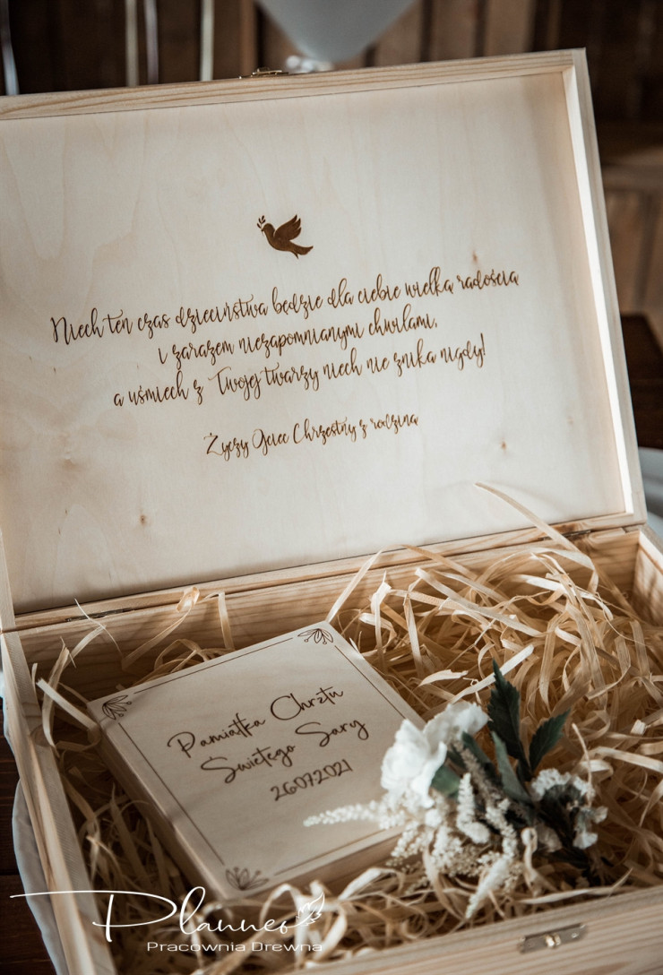 Duża szkatułka Chrzest Święty drewniana