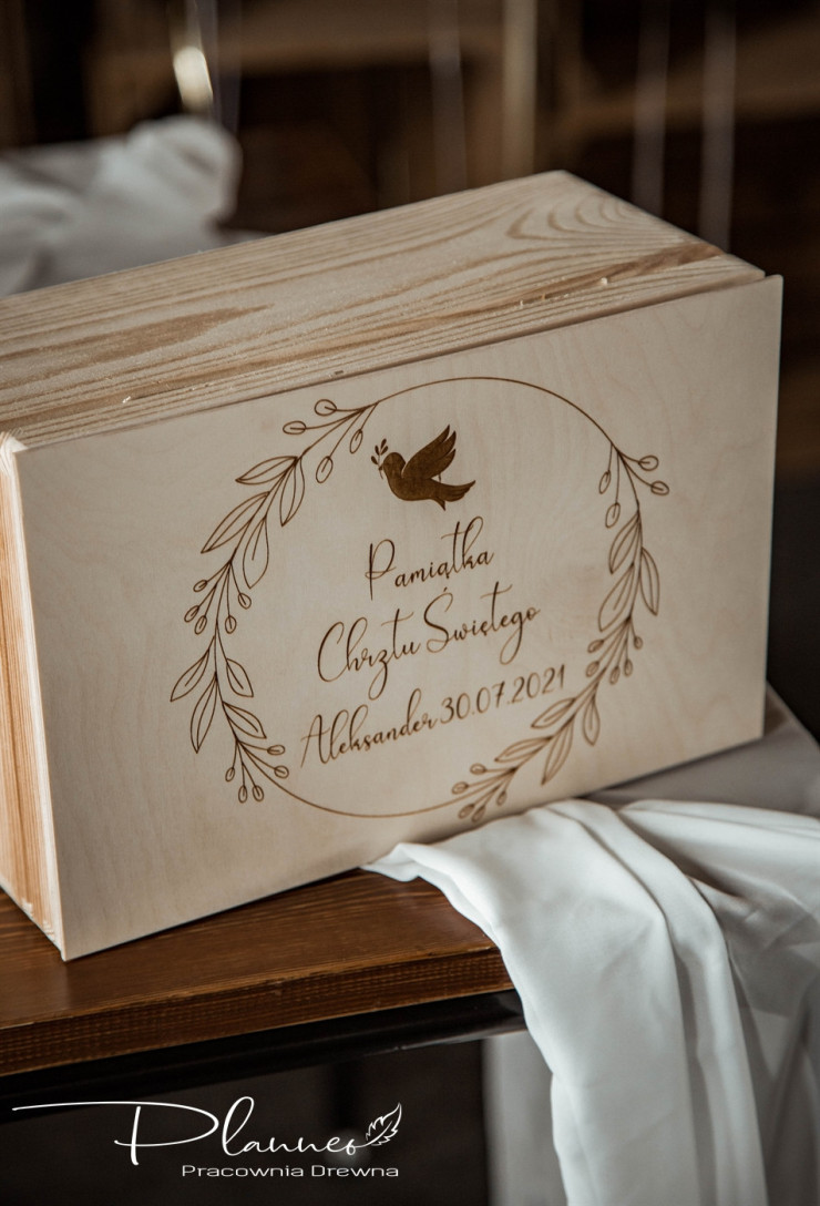 Szkatułka Chrzest Święty drewniana