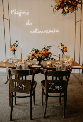 Tabliczki na krzesła