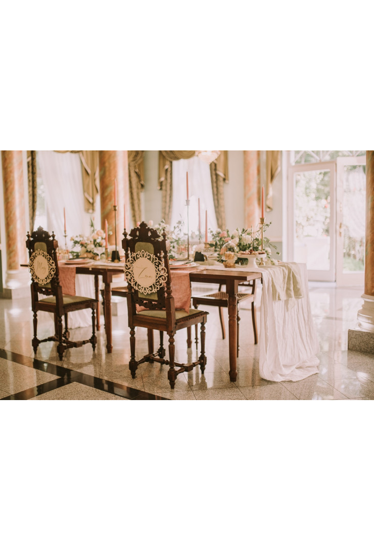 Tabliczki na krzesła