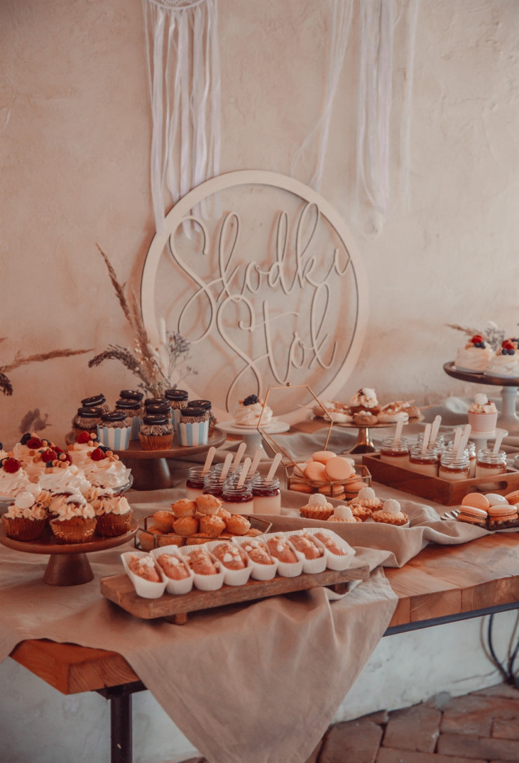 Drewniana obręcz słodki stół