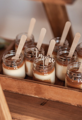 Dekoracja słodkiego stołu