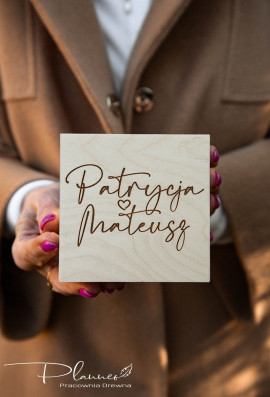 Drewniane pudełko na obrączki