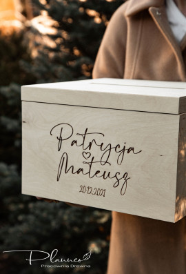 Grawerowana skrzynka na koperty