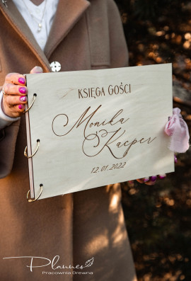 Drewniana grawerowana Księga Gości