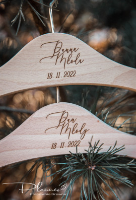 Drewniane wieszaki Pan Młody Panna Młoda