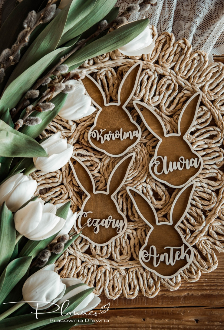 Głowa zajączka z imieniem