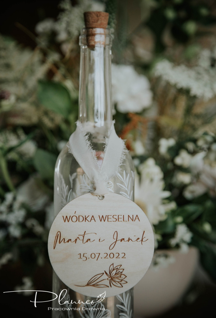 Etykieta na alkohol z grawerem