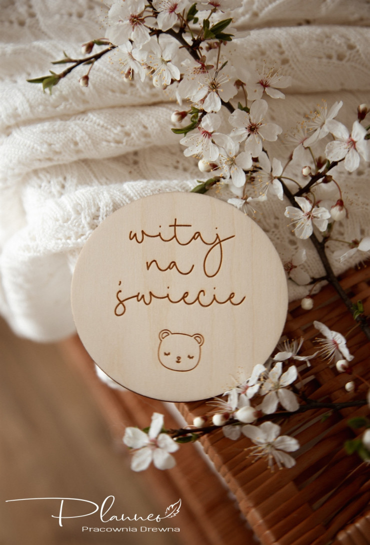 Tabliczki z miesiącami miś