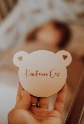 Tabliczki z miesiącami Miś z uszami