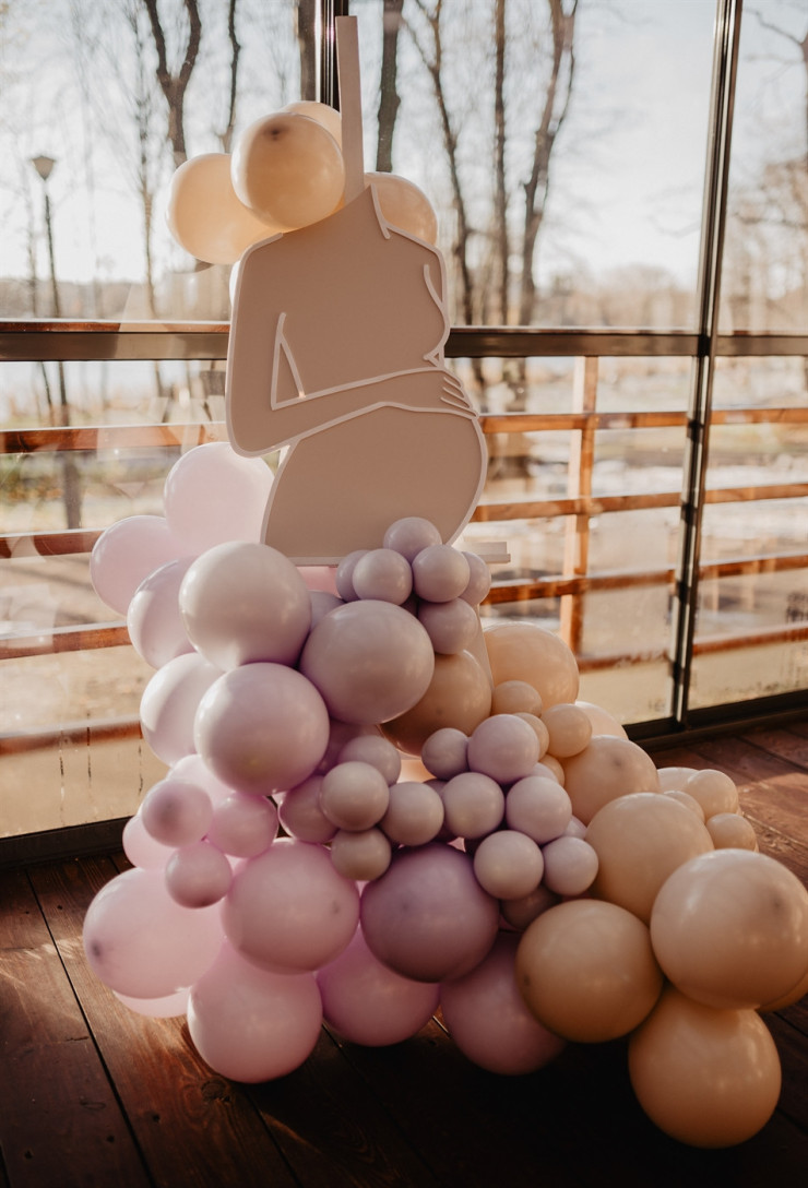 Tablica Baby Shower z brzuszkiem