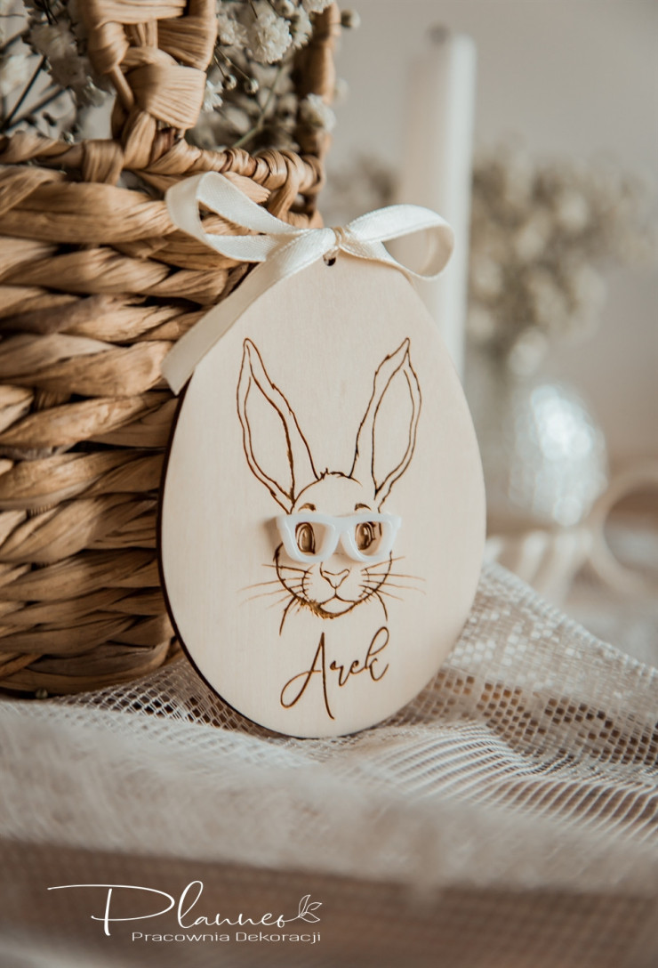 Jajko Zając w okularach