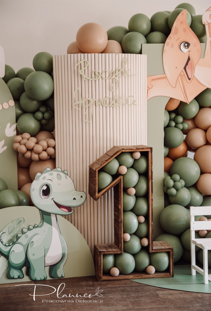 Napis Roczek z imieniem dziecka